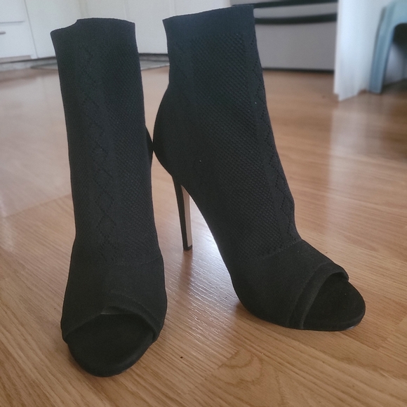 NWOT Anka Ankle Knit Booties In Black Heels - Picture 8 of 16